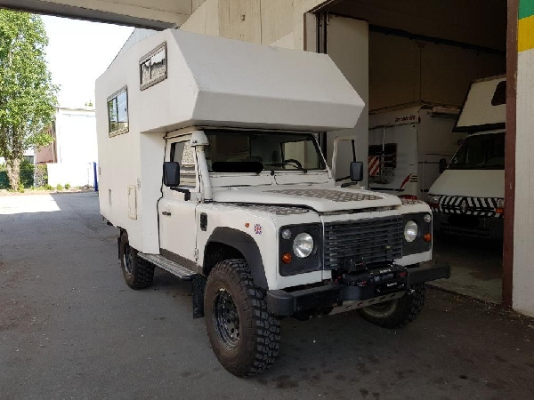 LAND ROVER DEFENDER 110C