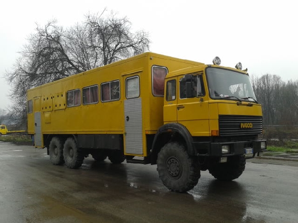 IVECO MAGIRUS 26-25 AHW