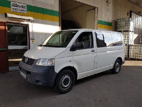 VOLKSWAGEN TRANSPORTER T5