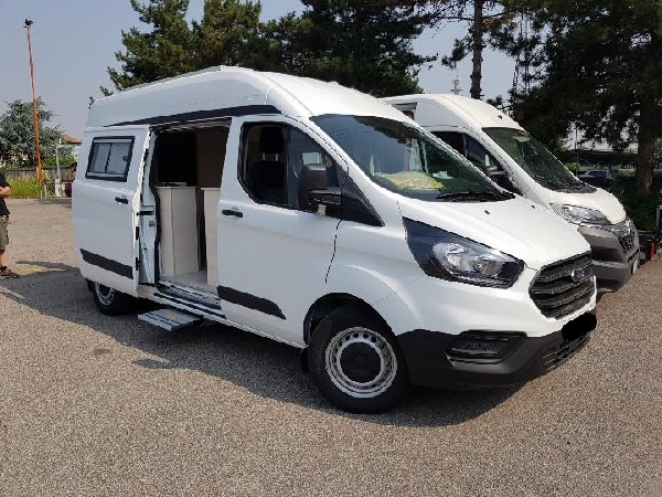 FORD TRANSIT CUSTOM