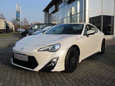 TOYOTA GT86