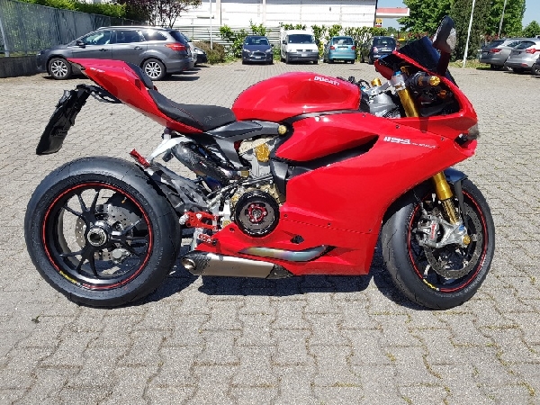 DUCATI SUPERPANIGALE 1199S