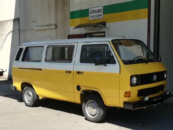 VOLKSWAGEN TRANSPORTER T3 CARAVELLE